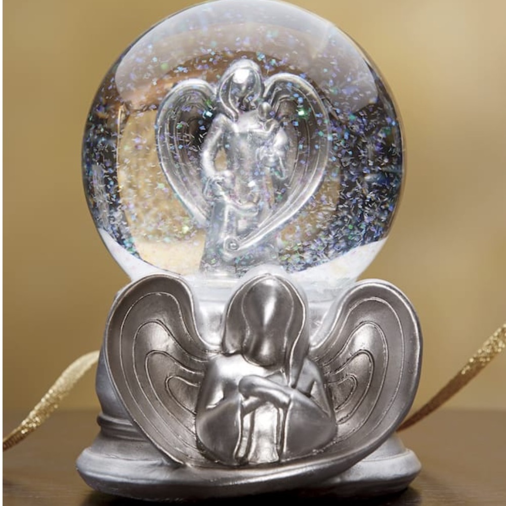Angel Musical Glitter Waterglobe
